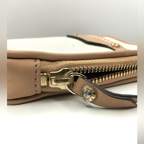 NWT Henri Bendel || Canvas Card Wallet Wristlet || Minor FLAWS - Picture 7 of 12